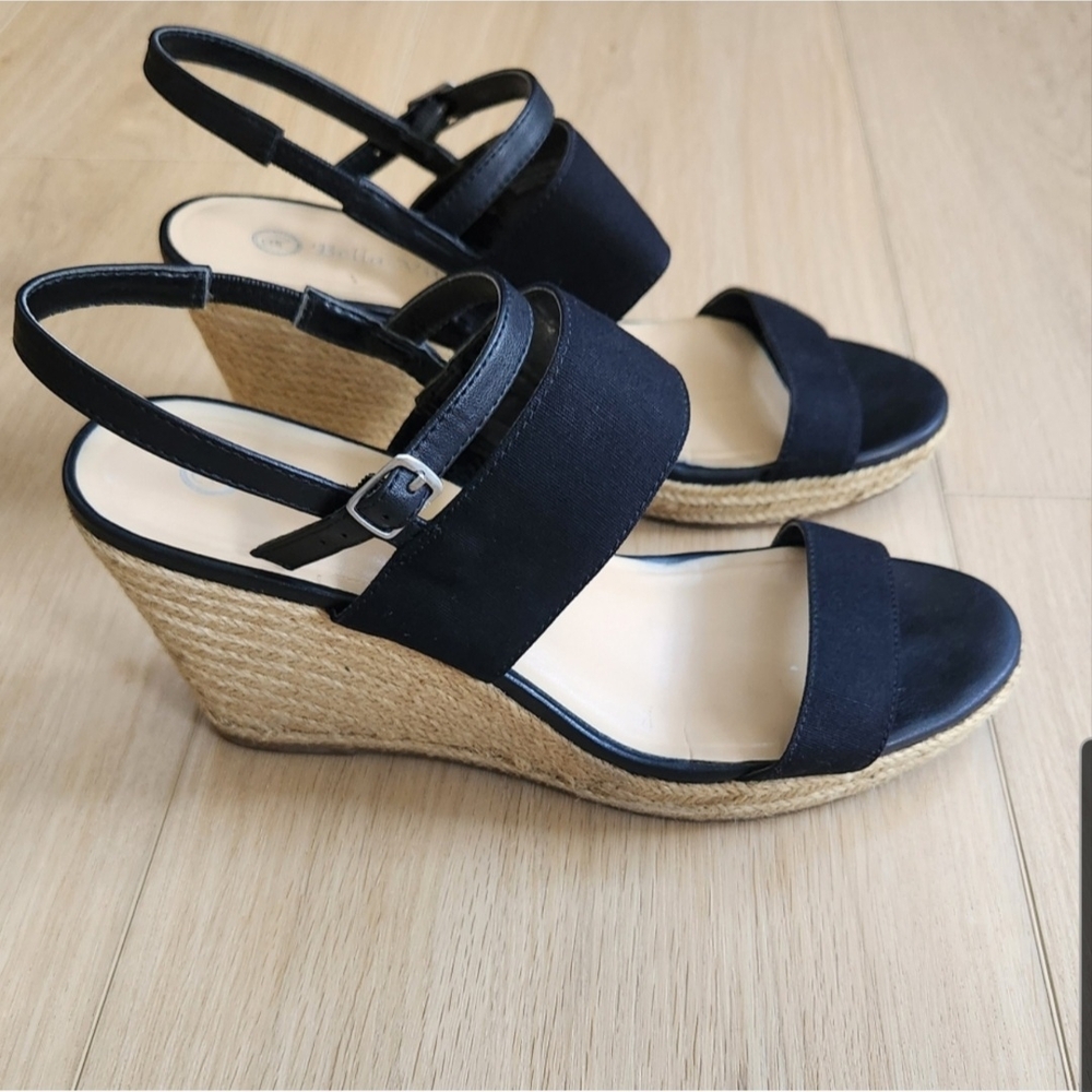 Black Strappy Espadrille Wedge Sandals Bella Vita 9.5